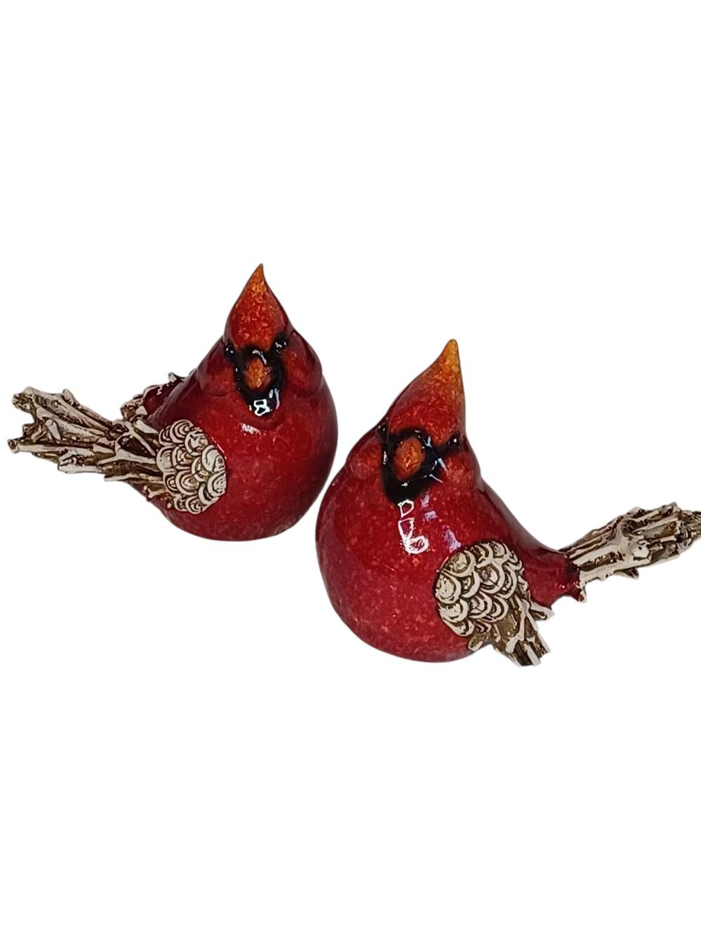 NIB Hand-Painted Resin Holiday Christmas Red Cardinal Figurines, Set of 2